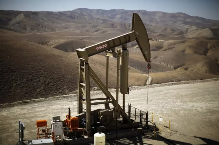 at present pakistan produces around 4 billion cubic feet of gas per day bcfd and 86 000 barrels of oil per day photo reuters at present pakistan produces around 4 billion cubic feet of gas per day bcfd and 86 000 barrels of oil per day photo reuters