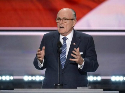 trump lawyer giuliani says iran s government will be overthrown