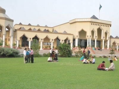students protest against non issuance of degrees students protest against non issuance of degrees
