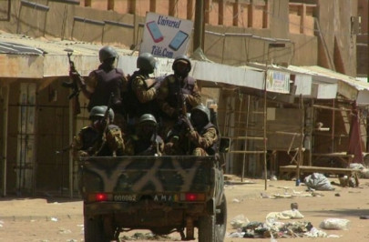 seven soldiers one civilian killed in mali bomb blast