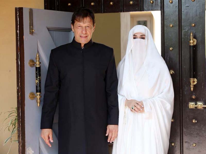 prime minister imran khan with first lady bushra photo courtesy twitter ptiofficial