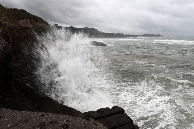 waves hit the seawalls at a coast of shibushi city kagoshima prefecture photo afp waves hit the seawalls at a coast of shibushi city kagoshima prefecture photo afp