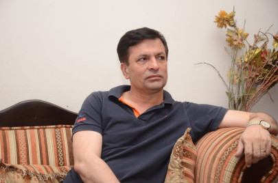 farooq jamil appointed k p health secretary sources