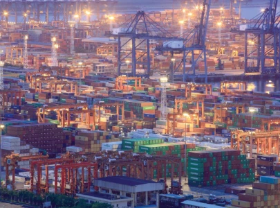 minister urges port s role in boosting trade