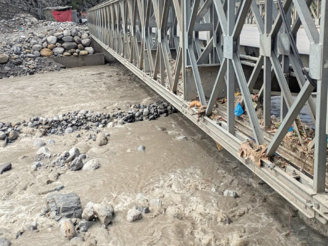Mahandri bridge in Kaghan Valley faces fresh risk from rising debris
