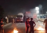 power gas outages spark protest on lyari expressway