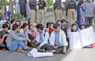 young doctors to rally against govt on june 12