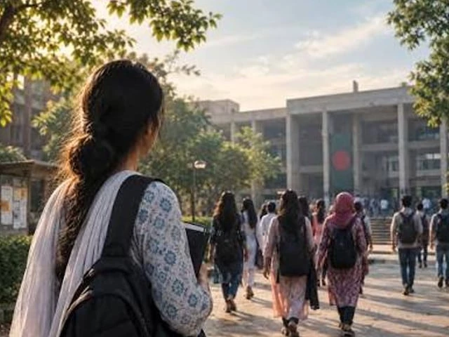 Girls outnumber male college applicants