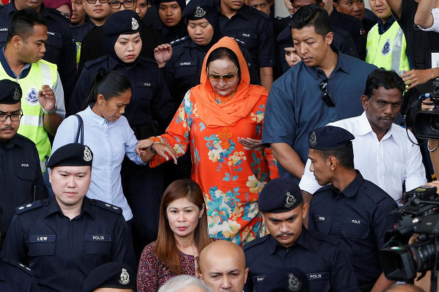 rosmah mansor wife of malaysia 039 s former prime minister najib razak leaves a court in kuala lumpur malaysia october 4 2018 photo reuters rosmah mansor wife of malaysia 039 s former prime minister najib razak leaves a court in kuala lumpur malaysia october 4 2018 photo reuters