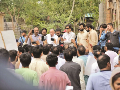 top court tells cda to start with pm s house top court tells cda to start with pm s house