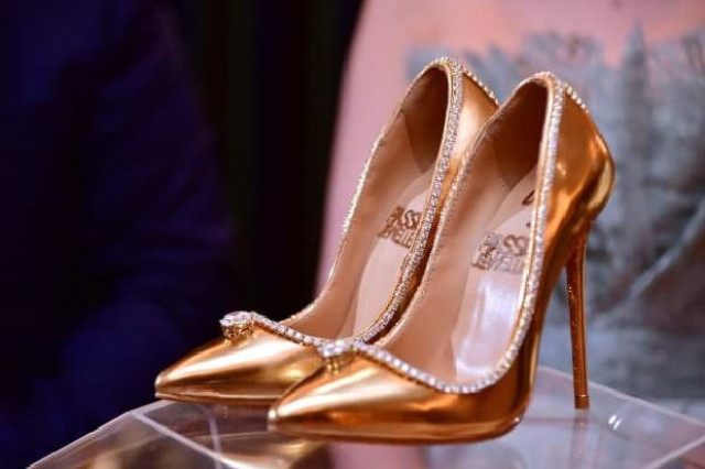 a pair of shoes worth 17 million us dollars are seen on display at burj al arab during the launch presentation in dubai the passion diamond shoes features hundreds of diamonds together with two imposing d flawless diamonds of 15 carats each photo afp a pair of shoes worth 17 million us dollars are seen on display at burj al arab during the launch presentation in dubai the passion diamond shoes features hundreds of diamonds together with two imposing d flawless diamonds of 15 carats each photo afp