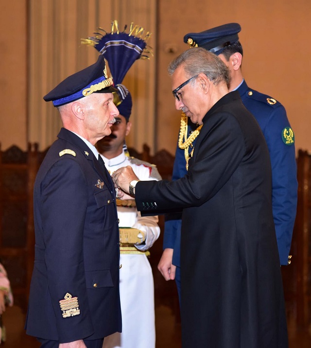 president alvi confers nishan e imtiaz upon italian air force chief