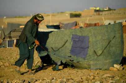 afghan farmers fleeing drought face more hardship in camps