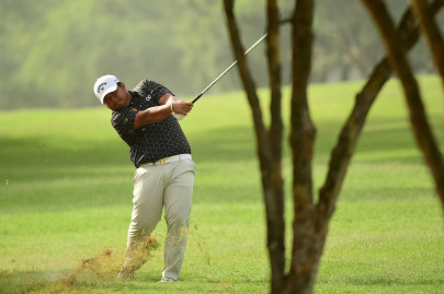 uma cns open thai golfers on top after day two at kgc