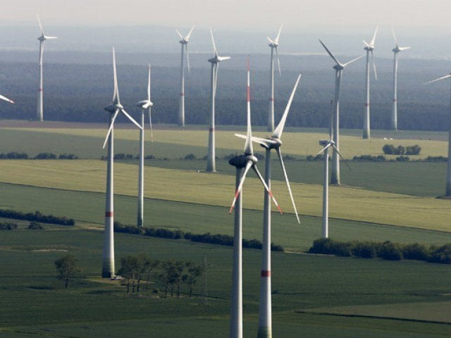 points out that the installed capacity of solar and wind power across the world had increased photo file points out that the installed capacity of solar and wind power across the world had increased photo file
