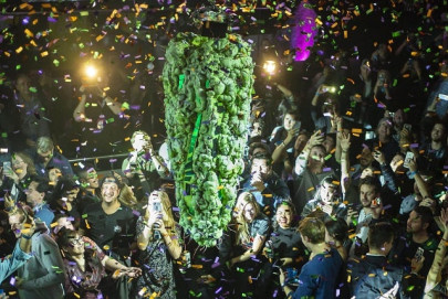 canada legalises recreational marijuana canada legalises recreational marijuana