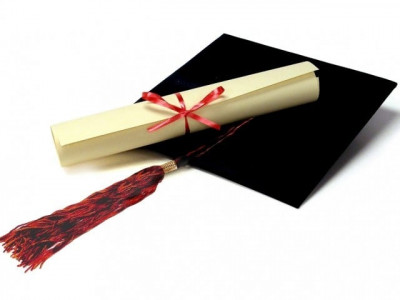 multan school teacher clerk arrested for selling fake degrees