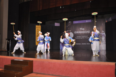 korean cultural event held at lahore s alhamra hall korean cultural event held at lahore s alhamra hall