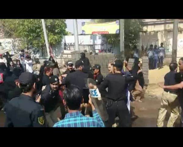 police uses water canons and baton charge protestors photo screengrab police uses water canons and baton charge protestors photo screengrab