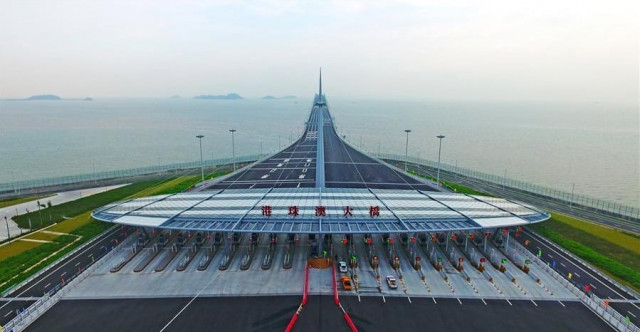 aerial photo taken on oct 24 2018 shows the toll gate of the hong kong zhuhai macao bridge in zhuhai south china 039 s guangdong province the bridge officially opened to traffic at 9 a m on oct 24 photo xinhua aerial photo taken on oct 24 2018 shows the toll gate of the hong kong zhuhai macao bridge in zhuhai south china 039 s guangdong province the bridge officially opened to traffic at 9 a m on oct 24 photo xinhua