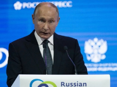 putin warns of a new arms race with america putin warns of a new arms race with america
