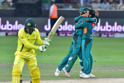 second t20i pakistan down australia to seal series second t20i pakistan down australia to seal series
