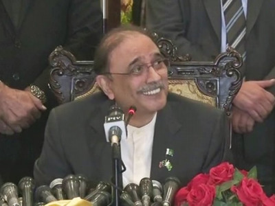 zardari sees attacks on him an attempt to revoke 18th amendment