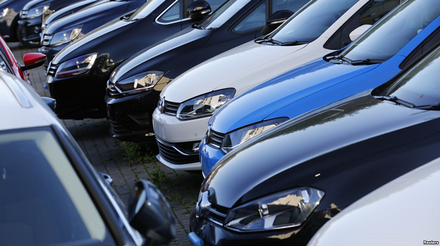 but sources in the customs i amp i department claimed that there were a total of 330 vehicles valuing at rs7 billion that were imported to pakistan they said so far only 26 vehicles had been recovered photo reuters but sources in the customs i amp i department claimed that there were a total of 330 vehicles valuing at rs7 billion that were imported to pakistan they said so far only 26 vehicles had been recovered photo reuters