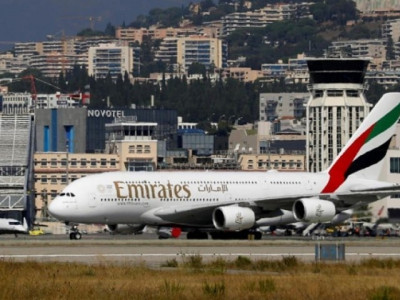 emirates offers over 1 000 movies