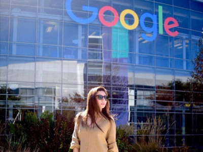 mahira khan visits facebook google headquarters