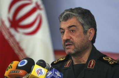iran will resist defeat us sanctions revolutionary guards chief