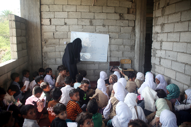 students attend a class at the teacher 039 s house who turned it into a makeshift free school that hosts 700 students in taiz yemen october 18 2018 photo reuters students attend a class at the teacher 039 s house who turned it into a makeshift free school that hosts 700 students in taiz yemen october 18 2018 photo reuters