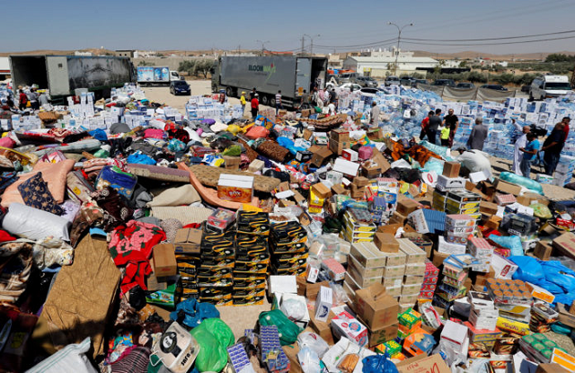 the united nations said it was delivering food sanitation and hygiene supplies nutrition and health assistance to 50 000 people in rukban photo reuters the united nations said it was delivering food sanitation and hygiene supplies nutrition and health assistance to 50 000 people in rukban photo reuters