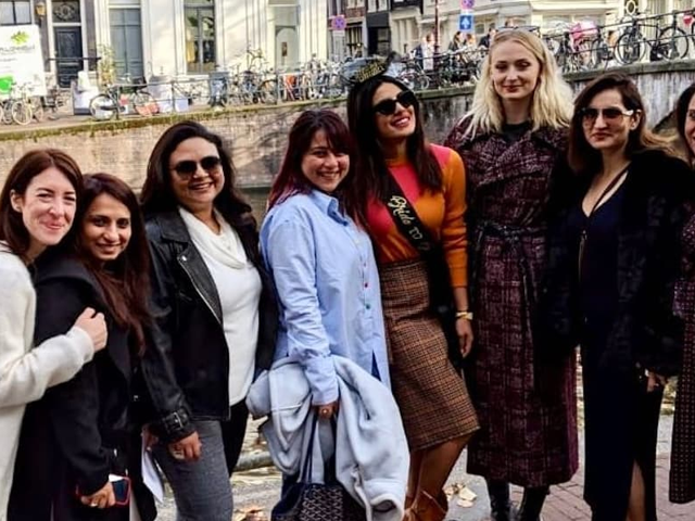 photo priyanka chopra twitter