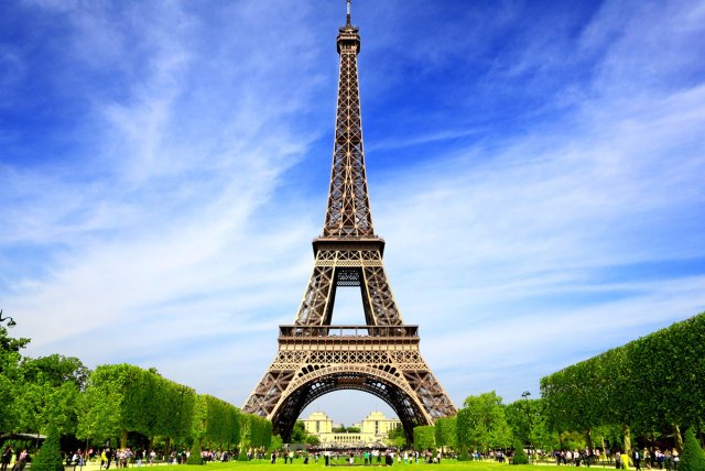 eiffel scholarship offers pakistani students higher education in france