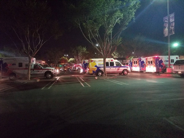 first responders are seen outside borderline bar and grill in thousand oaks california u s november 8 2018 photo reuters first responders are seen outside borderline bar and grill in thousand oaks california u s november 8 2018 photo reuters