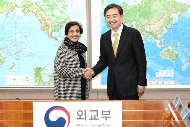 foreign secretary tehmina janjua with south korean vice minister of foreign affairs cho hyun photo express foreign secretary tehmina janjua with south korean vice minister of foreign affairs cho hyun photo express