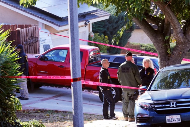 police and fbi officers wait outside the home of the suspect in a shooting incident at a thousand oaks bar in newbury park california photo reuters police and fbi officers wait outside the home of the suspect in a shooting incident at a thousand oaks bar in newbury park california photo reuters