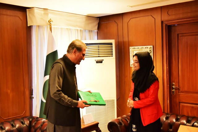 during the meeting they also exchanged views about bringing dr aafia back to pakistan photo radio pakistan