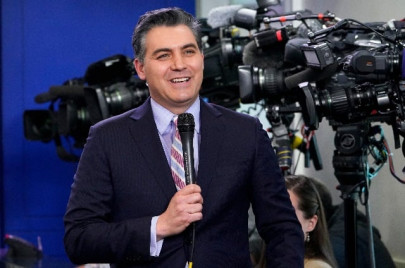 cnn sues white house over barring of reporter
