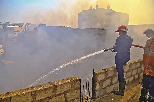 the karachi water and sewerage board provided 125 000 gallons of water on site to the fire tenders to extinguish the fire photo inp the karachi water and sewerage board provided 125 000 gallons of water on site to the fire tenders to extinguish the fire photo inp