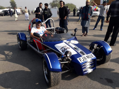 rubber burns at peshawar s inaugural drag race rubber burns at peshawar s inaugural drag race