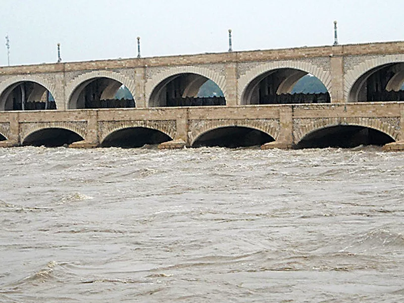 sukker barrage photo file sukker barrage photo file