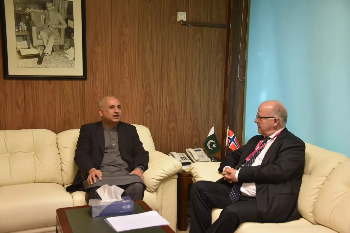 minister of state and board of investment boi chairman haroon sharif photo boi minister of state and board of investment boi chairman haroon sharif photo boi