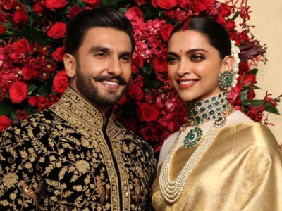 deepveerkishaadi couple host first wedding reception in bengaluru deepveerkishaadi couple host first wedding reception in bengaluru