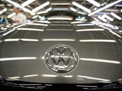 bid to break monopoly volkswagen inks deal for vehicle assembly in pakistan bid to break monopoly volkswagen inks deal for vehicle assembly in pakistan