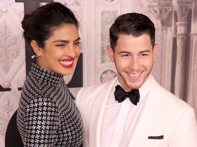 nick jonas arrives in india ahead of wedding with priyanka chopra