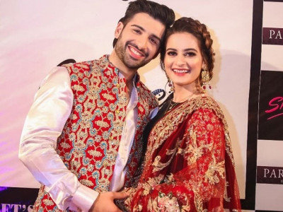 inside aiman khan muneeb butt s filmy style wedding inside aiman khan muneeb butt s filmy style wedding
