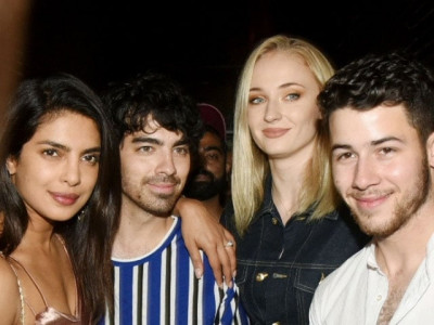joe jonas sophie turner arrive in india ahead of priyanka chopra nick jonas wedding joe jonas sophie turner arrive in india ahead of priyanka chopra nick jonas wedding