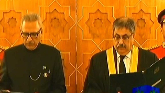 president arif alvi and chief justice islamabad high court justice ather minallah on minallah 039 s oath ceremony photo radio pakistan